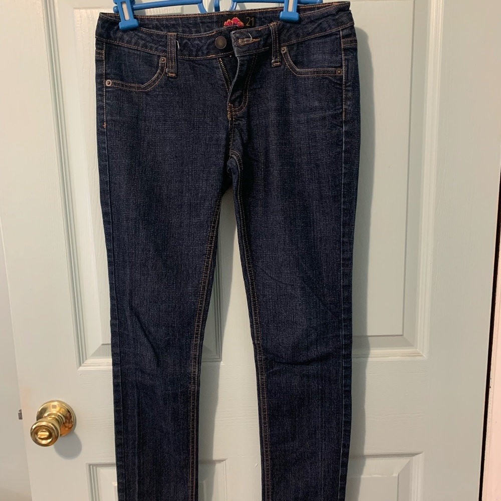 Forever 21 Skinny Straight Leg Jeans Size 25